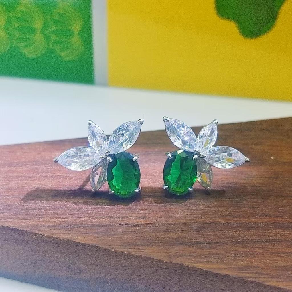 Богатство Цветы в Мире 6X8 Овальные Серьги-гвоздики с цирконом Женские Корейский стиль Серьги-бабочки 'Лошадиный глаз' Звезда Те же серьги