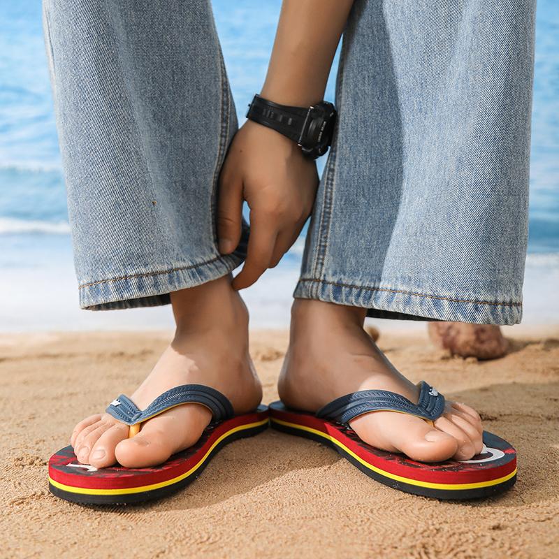 Модные мужские сандалии Дышащие семейные тапочки уличная мода повседневные плоские пляжные сандалии шлепанцы мужская обувь новое летнее дизайнерское