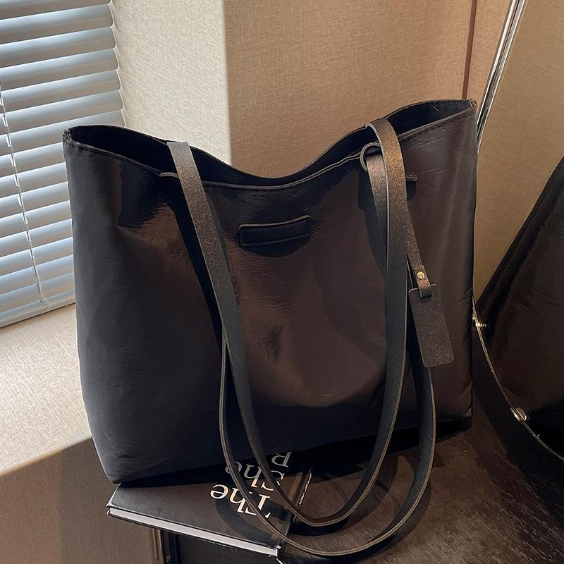 Новая нейлоновая повседневная сумка большой вместимости для поездок на работу и учебы, простая сумка через плечо в корейском стиле