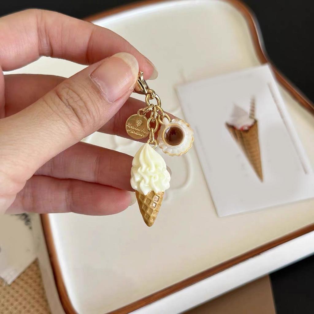 Модный брелок для мороженого с пряжкой Практичный и привлекающий внимание аксессуар для студентов и законодателей моды Используйте