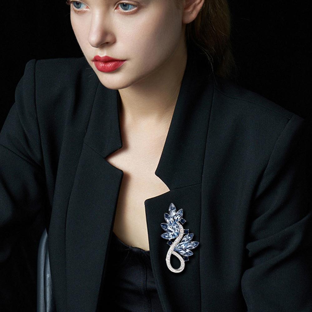 Senior Brooches Flower Leaf Brooch Pins for Women Suit Pendant Fashion Brooches Jewelry