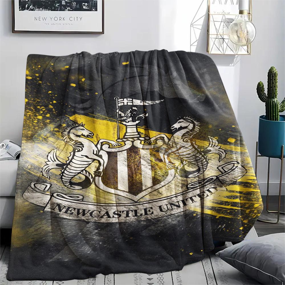 1Pc Newcastle United Print Flannel Blanket High Quality Warm Comfortable Cover for All Seasons Perfect for Gifts Home Decor