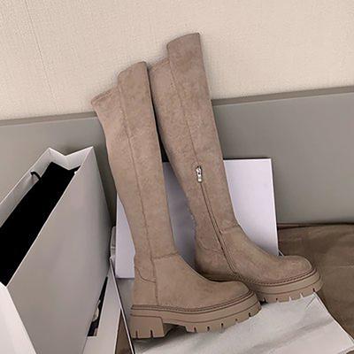 Женские туфли на плоской подошве на платформе, плиссированные сапоги «Челси» выше колена, зимние замшевые сапоги, высокие готические ботинки