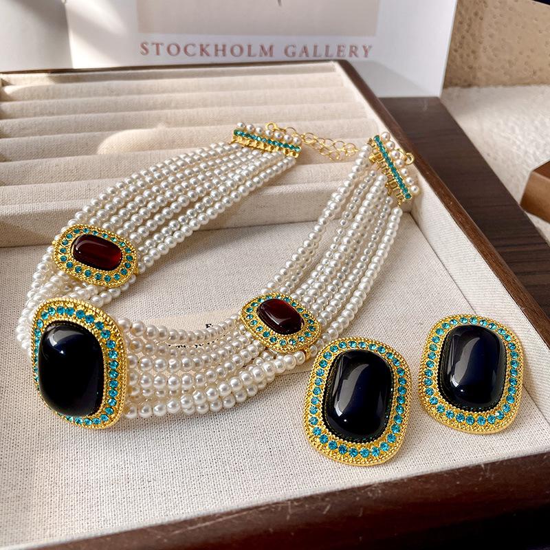 Vintage Western Gemstone Earrings and Pearl Multi-Layer Choker Necklace Set for Women - Elegant Retro Court Style