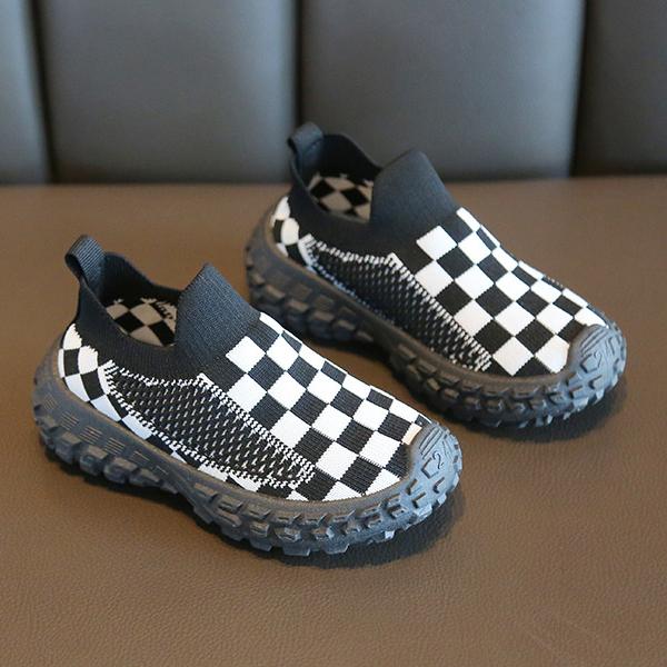 Children's Sports Shoes 2025 Spring and Autumn New Boys' Casual Shoes Breathable Mesh Shoes Soft soled Girls' Flyknit Shoes Baby Shoes