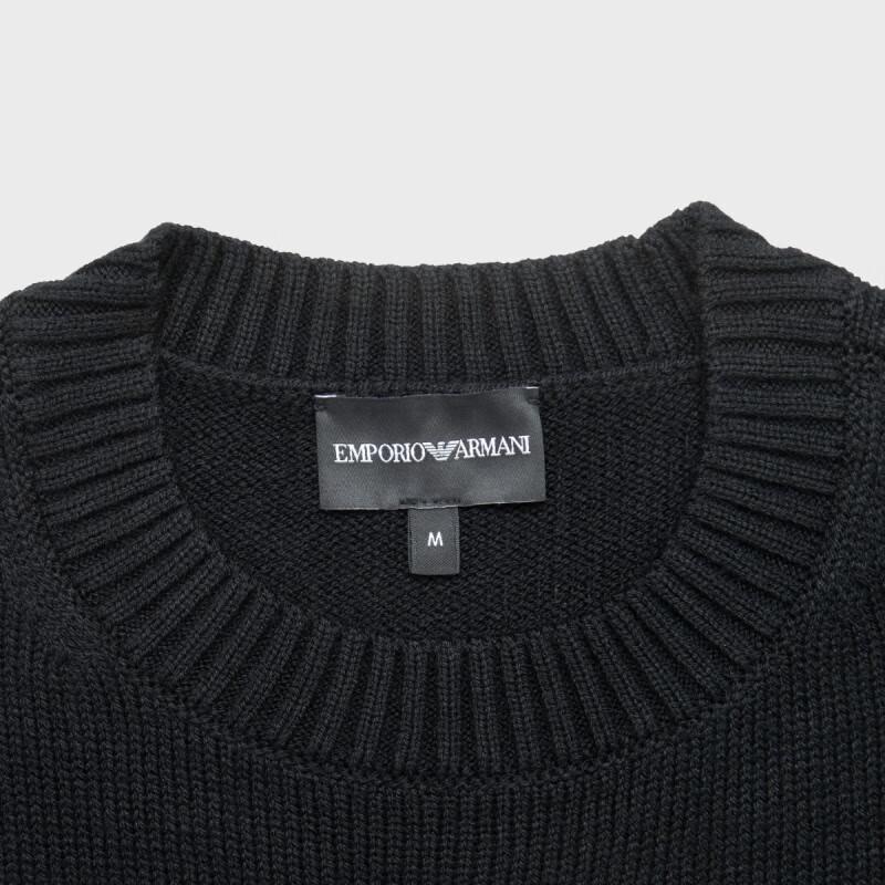 Мужской вязаный свитер Emporio Armani с круглым вырезом и логотипом-орлом