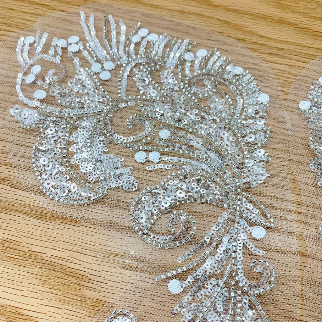 1 пара белых стразов, бисера, цветочная аппликация, хрустальный лиф, ручная работа, цветы, нашивка для ремонта свадебного декора