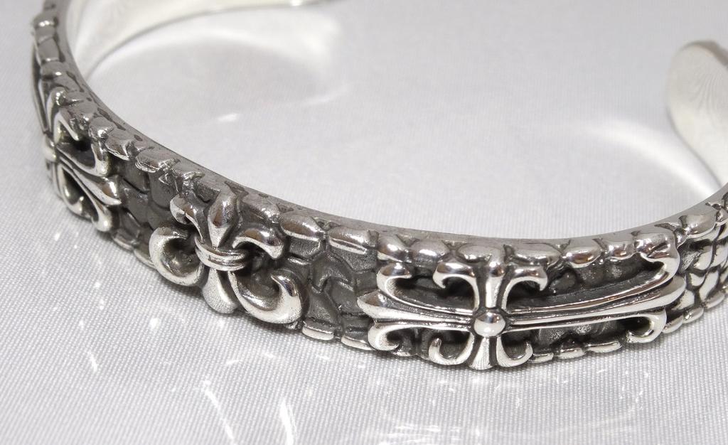 Серебряный браслет-манжета 925 пробы для мужчин Эмблема лилии Двойной [cmy select] (11 Крест)