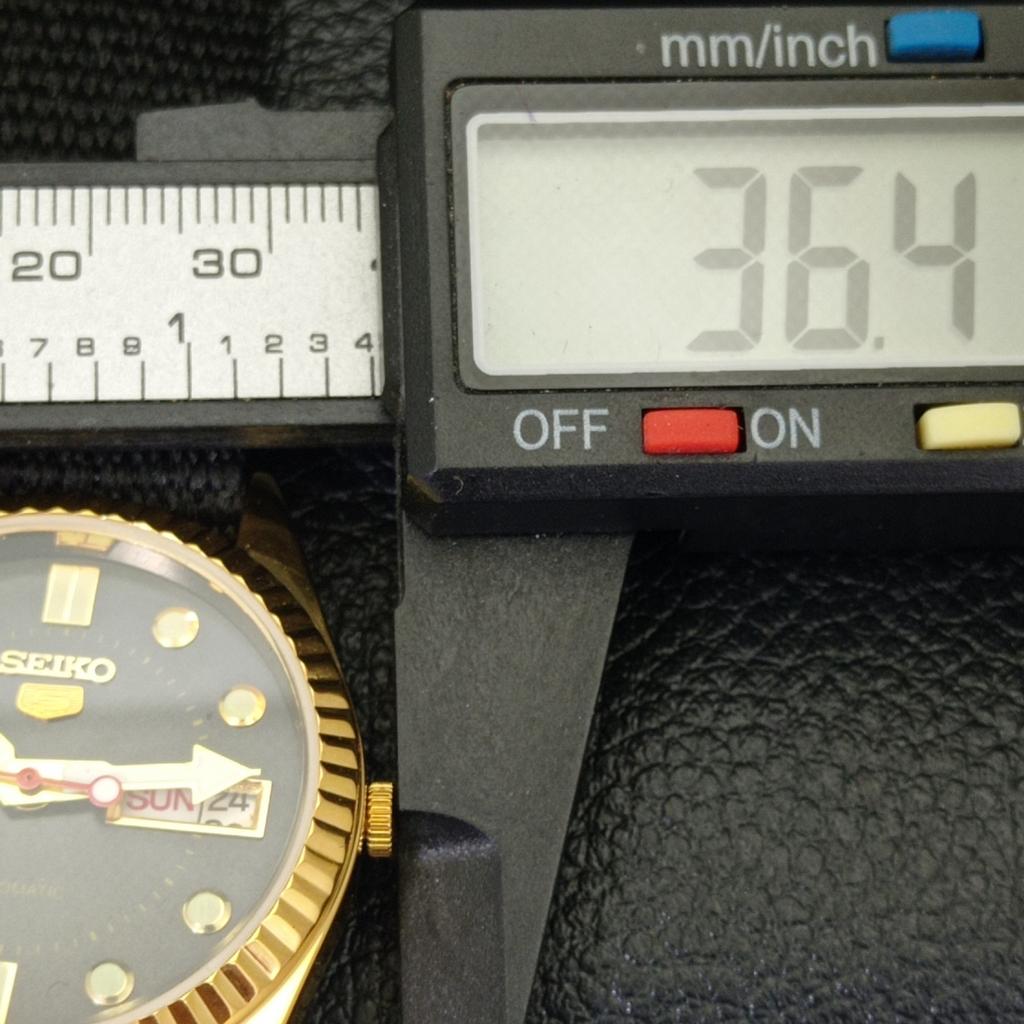 REFURBISHED VINTAGE SEIKO 5 AUTOMATIC JAPAN MENS BLACK DIAL WATCH a434407-2