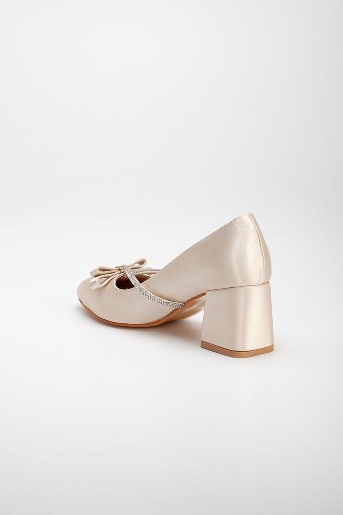 Женские большие туфли из атласной кожи больших размеров с бантиком и высоким каблуком