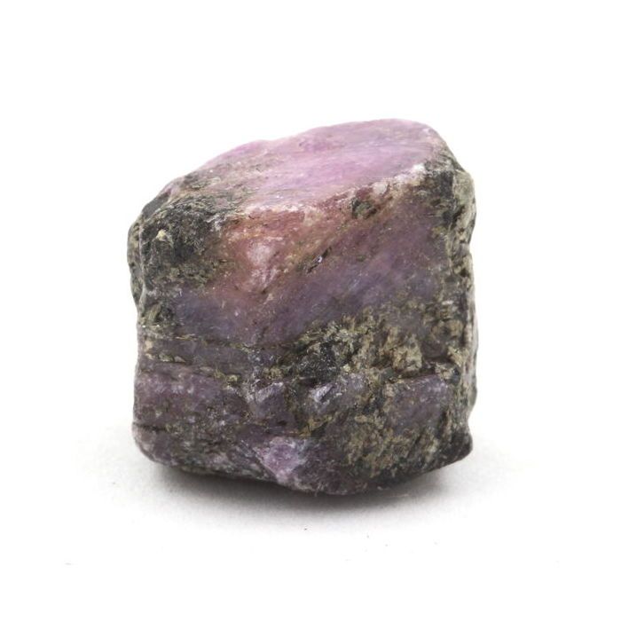 Pierres et Minéraux. Rubis. 47.20 ct. Ampanihy District, Atsimo-Andrefana, Madagascar.