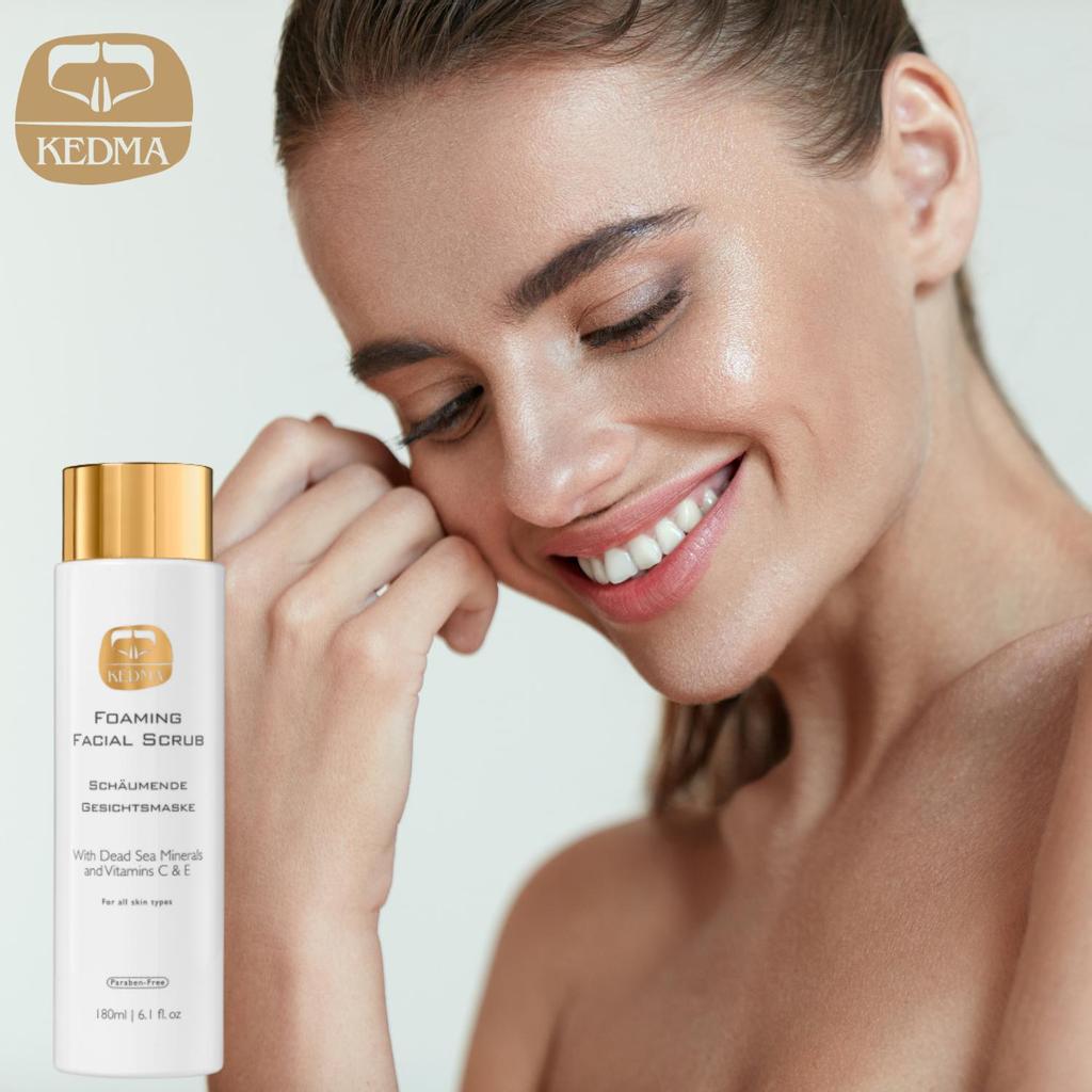Очищающий и увлажняющий пенный скраб для лица с минералами Мертвого моря и витамином С