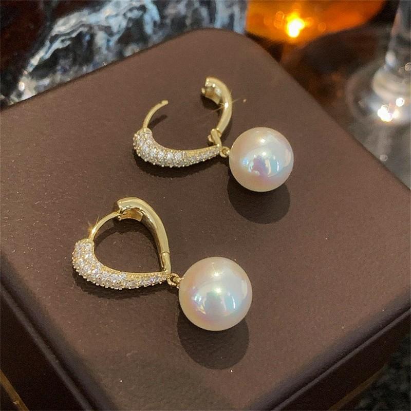 Корейские серьги-подвески с имитацией жемчуга Huitan для женщин, золотые серьги-подвески для девушек, аксессуары для ушей, модные ювелирные изделия