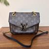 [Б/У] Passy Classic Monogram Сумка-мессенджер из покрытого канваса с кожаной отделкой, с регулируемым плечевым ремнем - Отличное состояние #VAPXOJ
