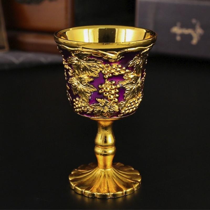 Mini Wine Glass, Multiple Colors Delicate Vintage Spirits Goblet, Alloy Portable Chalice Cup Friends Festive Decoration,1pcs