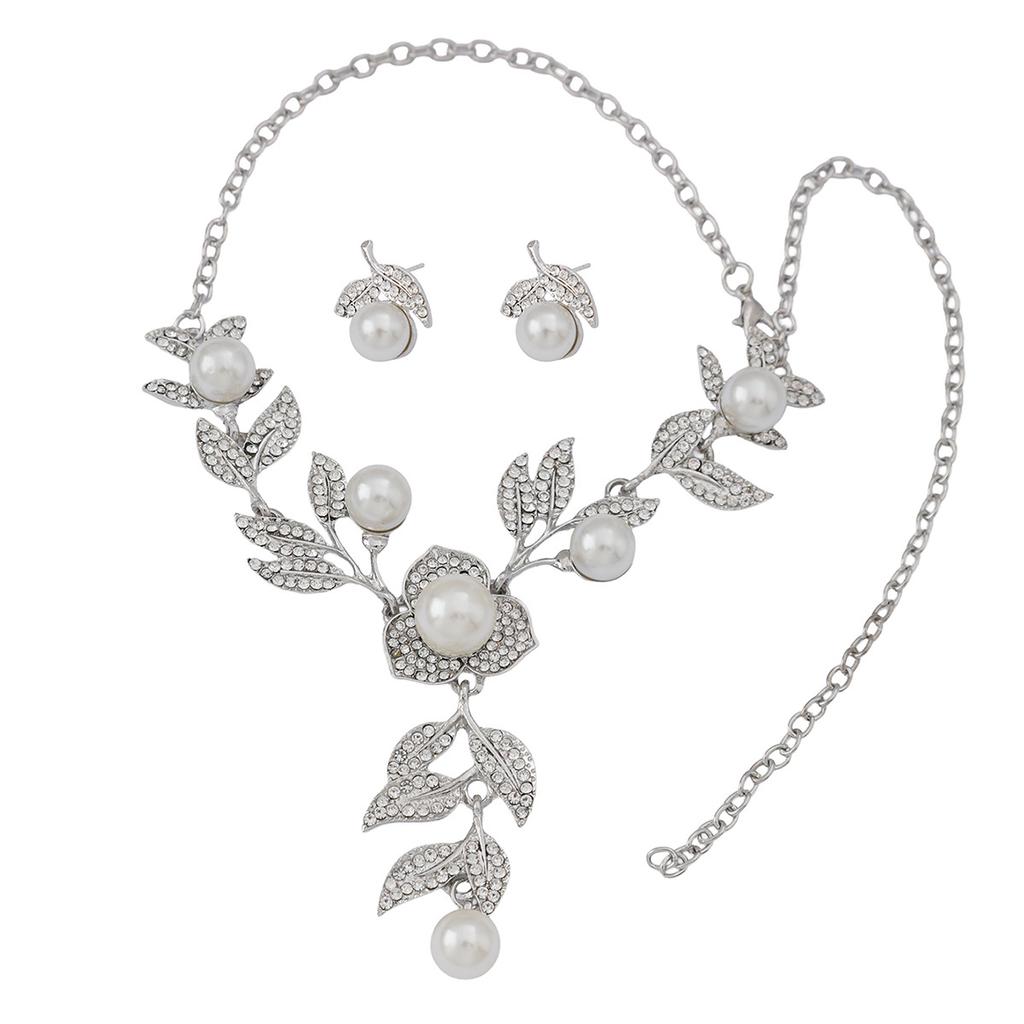 European and American Necklace Earrings Two-piece Set Flower Bride Retro High-end Design Sense