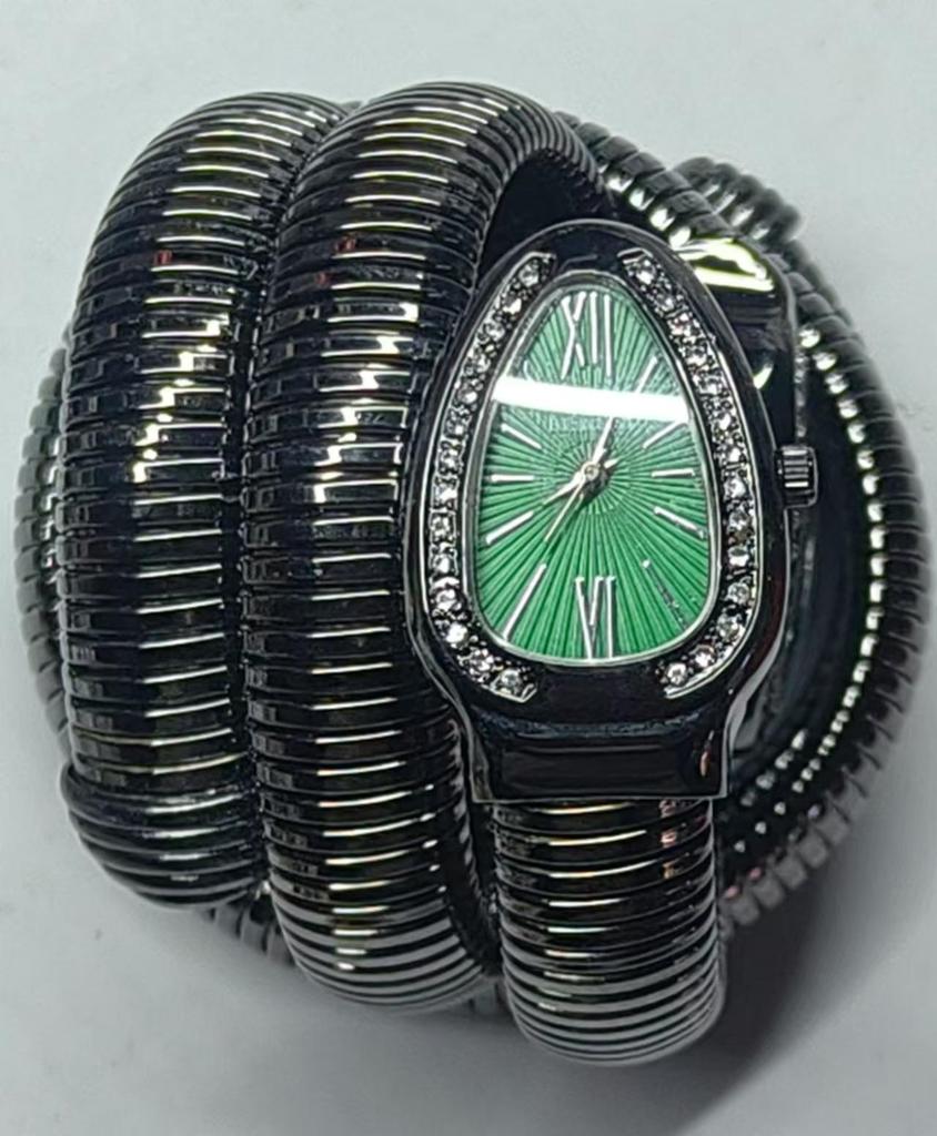 Женский модный браслет в форме змеи с кварцевыми часами - Креативный хип-хоп стиль