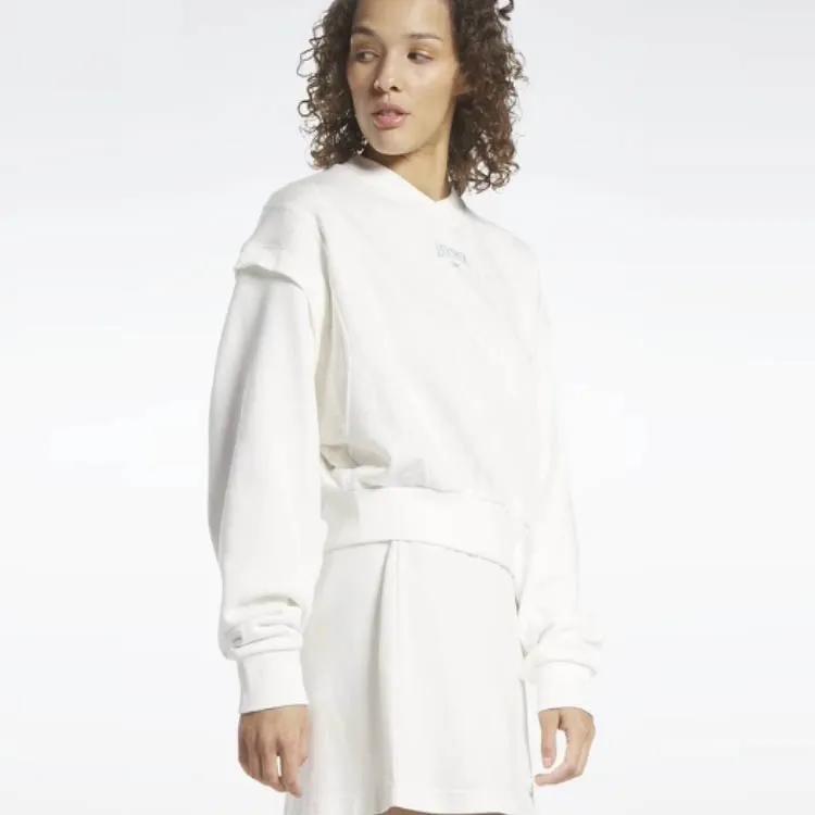 Reebok Sweatshirt Women's White (Unisex) Sweatshirts HT7856