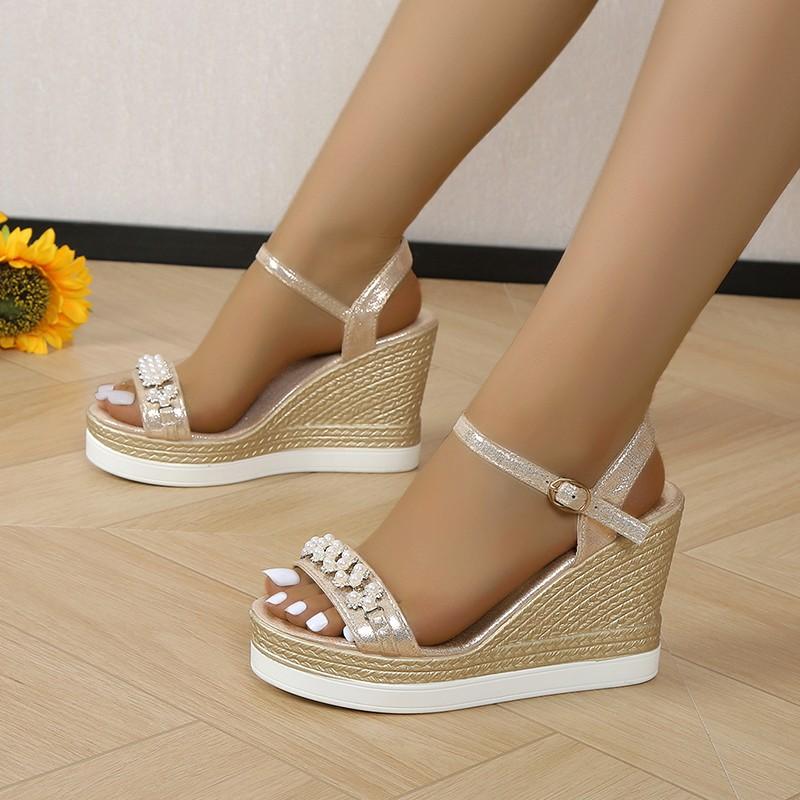 Fashion Women's Platform Sandals 2024 Summer Pearl High Heels Fashion Women's Wedge Sandals Beach Shoes