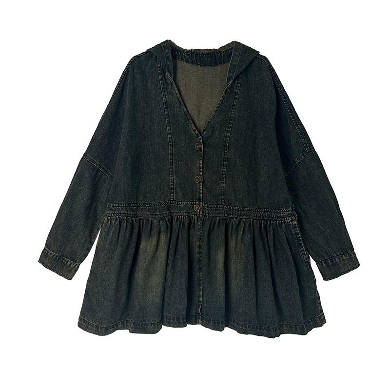 В Европе и США осенью 2024 года появится новая джинсовая куртка в стиле ретро с капюшоном и рукавами «летучая мышь», короткая джинсовая куртка-кардиган для женщин.