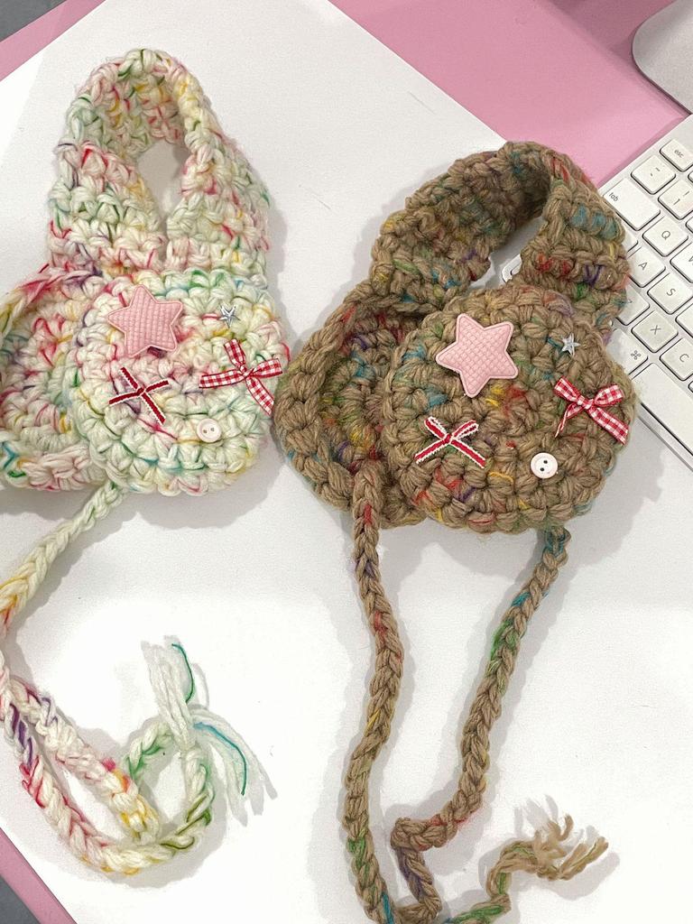 CornerParty шерстяные наушники ручной работы: Теплый, универсальный и милый с уникальными цветными шариками.