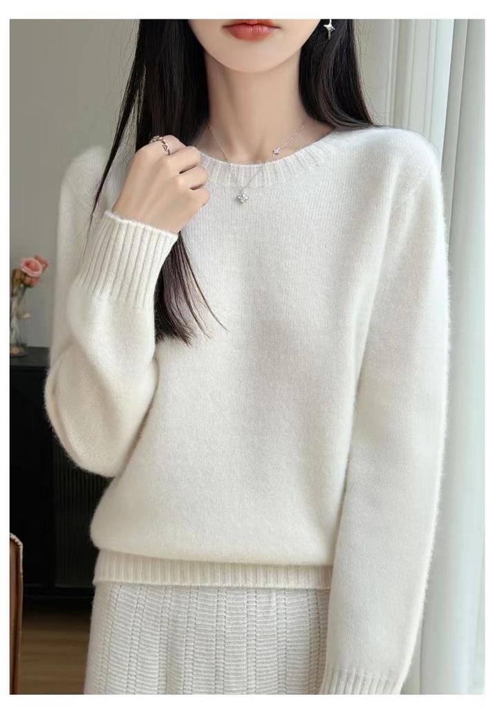 Women's 100% Pure Wool Round Neck Long Sleeve Sweater - Autumn/Winter Casual Loose Fit, Warm and Soft Base Layer.