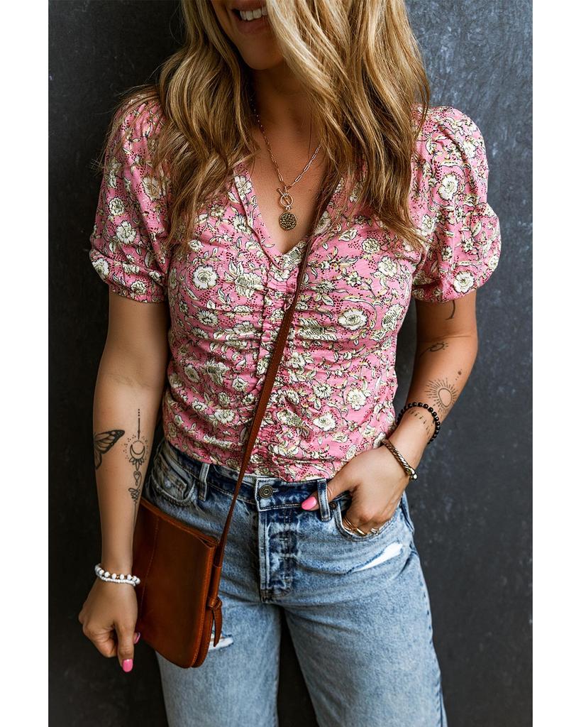 Azura Exchange Блузка с короткими рукавами-фонариками и V-образным вырезом, розового цвета с цветочным принтом и сборками