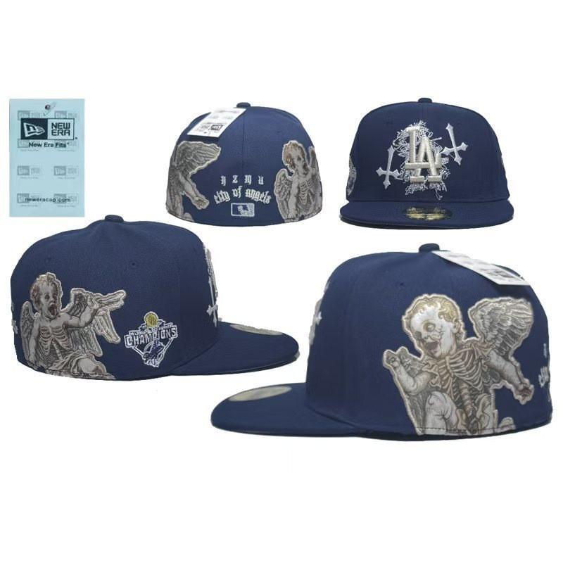 Unisex Adjustable-Free Flat Brim Baseball Cap Streetwear Hip Hop Outdoor Sun Protection