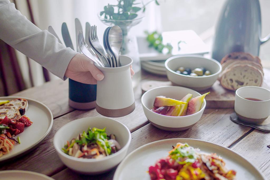 Kinto Tool Stand 75mm White Dishwasher Safe 29711 CLK-211