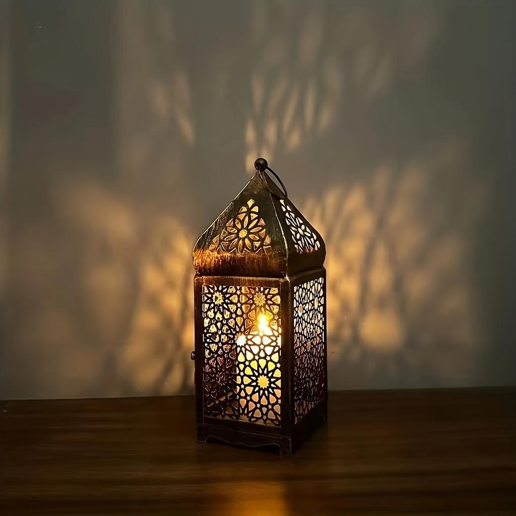 Metal Candle Lantern, Retro Hollow Moroccan Lantern Holder, Suitable for Home Decoration, Rustic Retro Farmhouse Wall Decoration, Candle Free