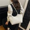 Large Capacity Fashion Commuter Tote Bag New Women's Casual Simple Portable Temperament Messenger Bag
