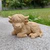 Хайлендская корова Домашний декор бонсай Мини-фигурка коровы в ковбойской шляпе Напечатанная на 3D-принтере Реалистичная текстура Хэллоуинское украшение