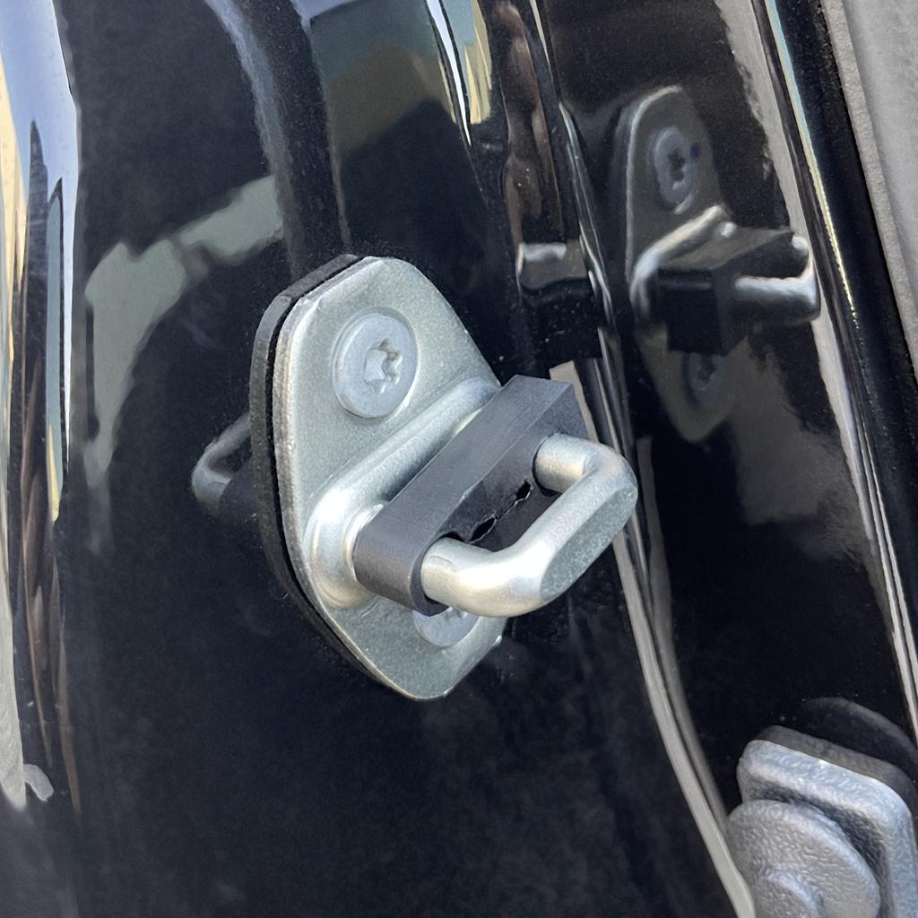 Door Lock Buffer For Nissan Frontier Pathfinder Altima Rogue X-Trail 2021- Soundproof Screaks Deaf Seal Deadener Sound Damper