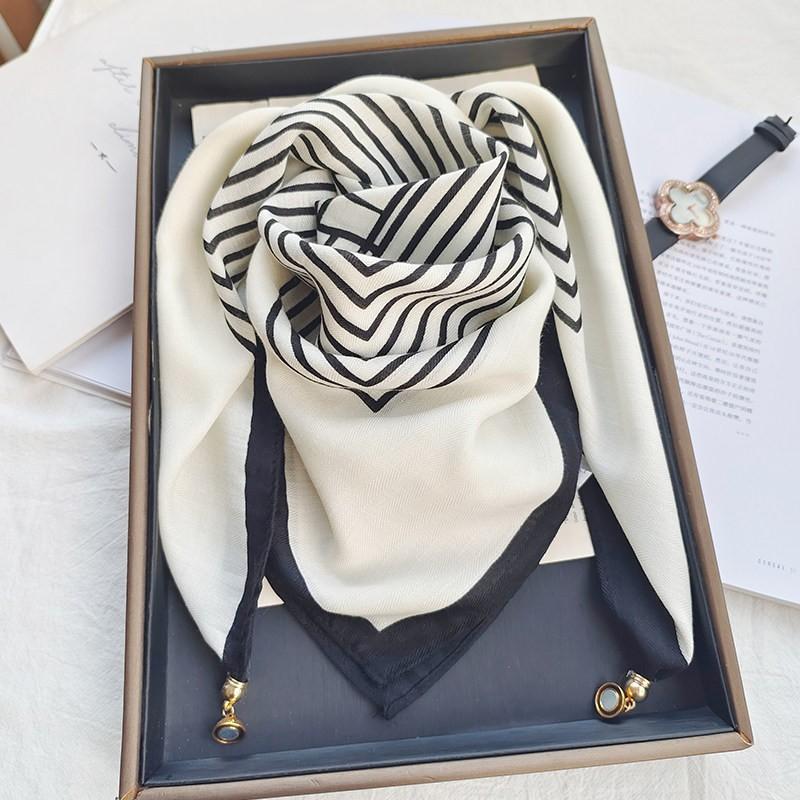 Cotton Linen Square Scarf With Magnetic Clasp Women Lightweight Winter Neck Warmer Fashionable Triangle Wrap
