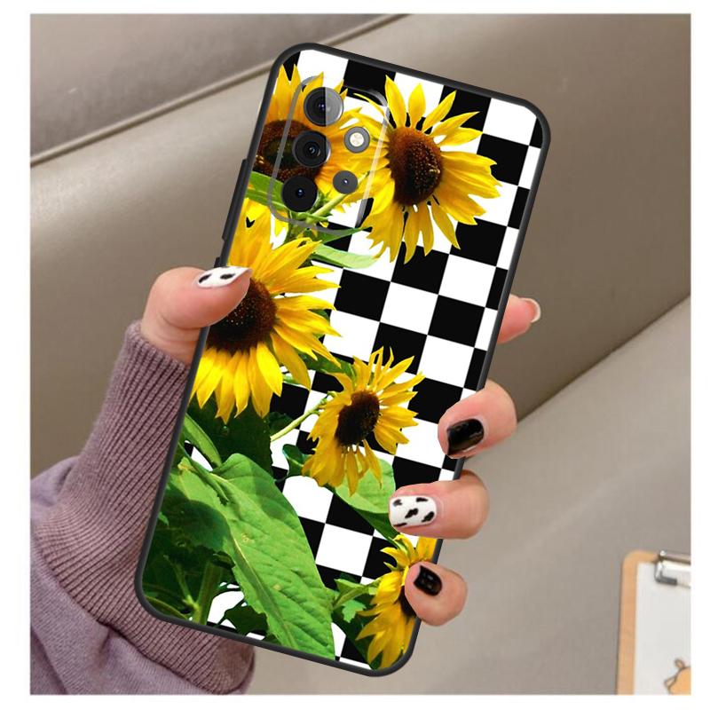 Клетчатый чехол с подсолнухом для Samsung Galaxy A56 A16 A26 A36 A06 A52 A53 A33 A13 A34 A54 A14 A15 A35 A55 A22 A32