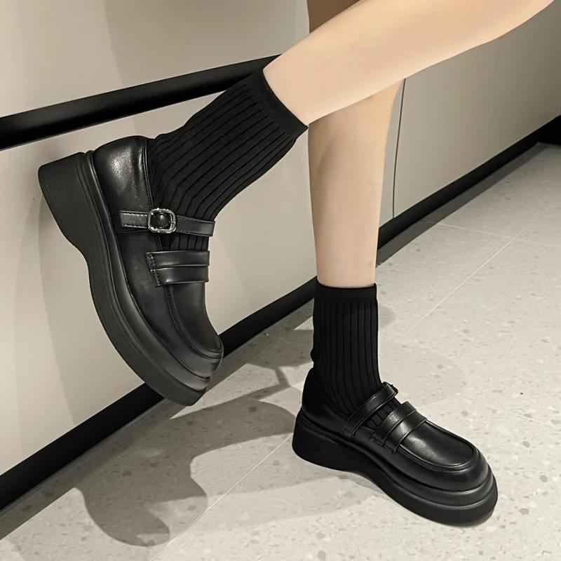 Модные туфли на плоской подошве на платформе, эластичные носки, дизайнерские женские туфли до щиколотки, модные зимние короткие ботинки для ходьбы 2024 года, женские готические ботинки челси