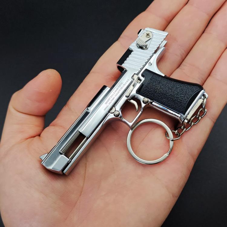 1:3 Мини Desert Eagle Игрушки Оружие Оружие Сплав Брелок Пистолет Металлическая Модель Пистолеты PUBG Игрушечное Оружие Оружие Пистолет Украшение Игрушка