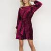Solid Color Loose Knee Length Women's Commuting Velvet Round Neck Long Sleeved Dress