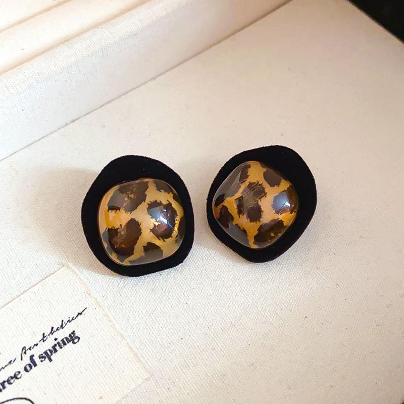 Ретро Гонконгский стиль Серьги-кольца с леопардовым принтом из серебряной иглы Легкая роскошь Высококлассные серьги с темпераментом Нишевые серьги Женские