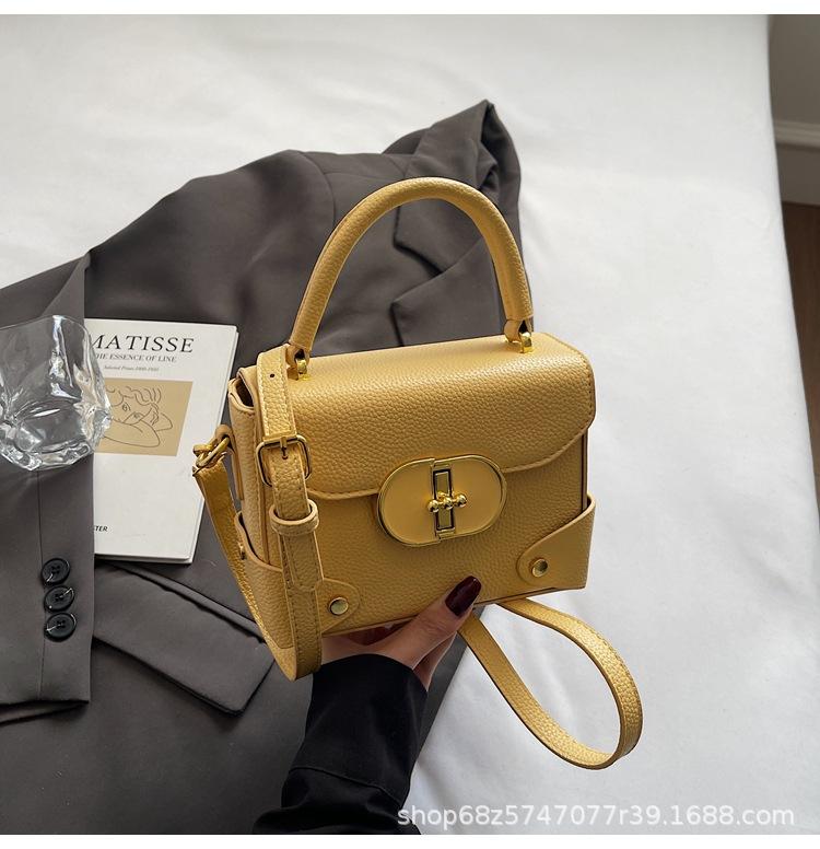 2025 New Bag Women's Bag High-end Versatile Handbag Fashion Niche Shoulder Messenger Bag Commuter Box Bag