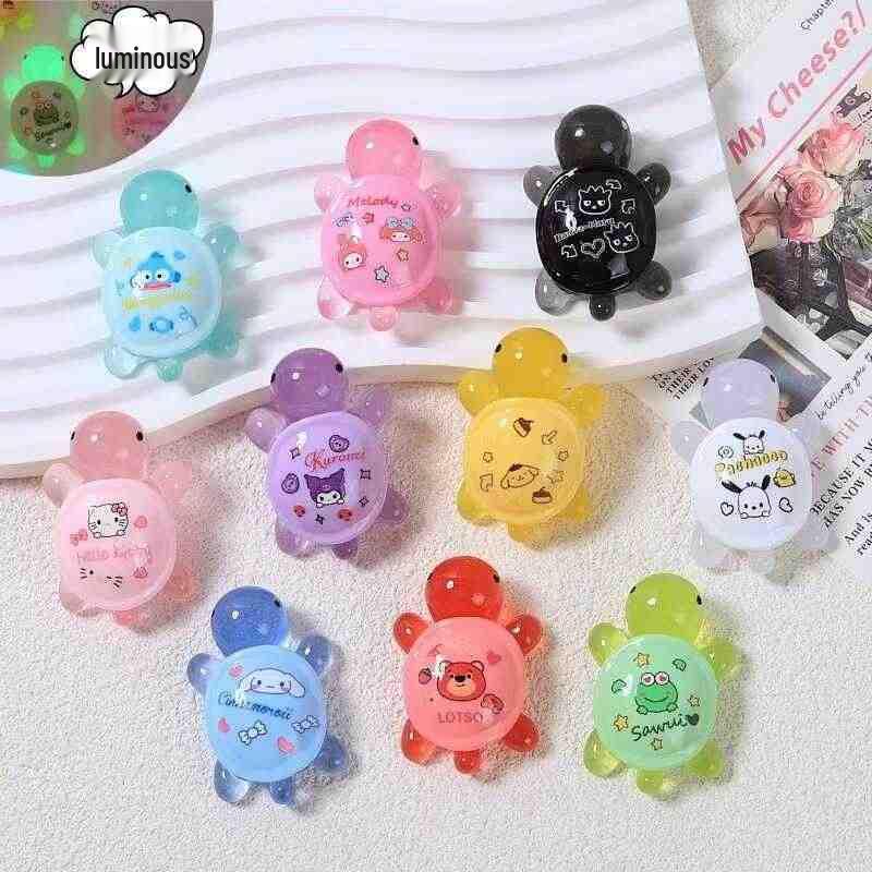 Luminous Colorful Turtle Ocean Figurine - Glowing DIY Jewelry Toy