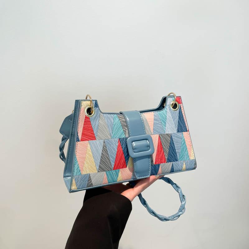 Маленькая сумка высокого класса, женская весна 2025, новая модель, популярный нишевый дизайн этого года, сумка на плечо/подмышку, универсальная сумка-мессенджер