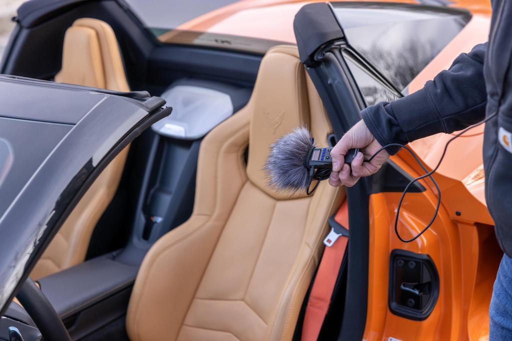 Zoom Zoom H1essential Handy Recorder Black Black 32bit Float Small Podcast Musical Instrument Performance ASMR Interview USB Microphone Accessibility