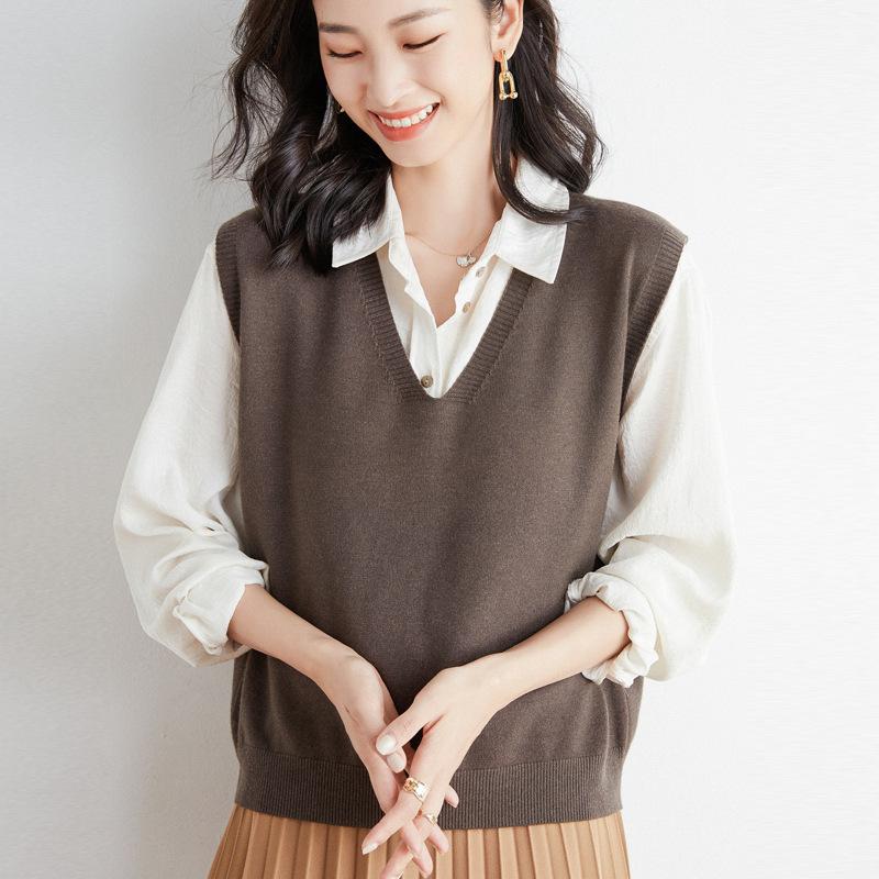 Вязаный жилет женский с рубашкой однотонный свитер с V-образным вырезом свободный пуловер повседневный камзол на осень женский жилет