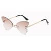 New European and American style sunglasses for men and women, celebrity-inspired, fashionable, unique, frameless, butterfly-shaped, and quirky