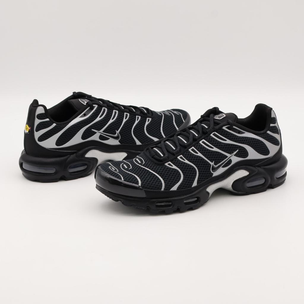 HQ3029-001 Nike Air Max Plus Черный Светоотражающий Серебристый (Мужской)