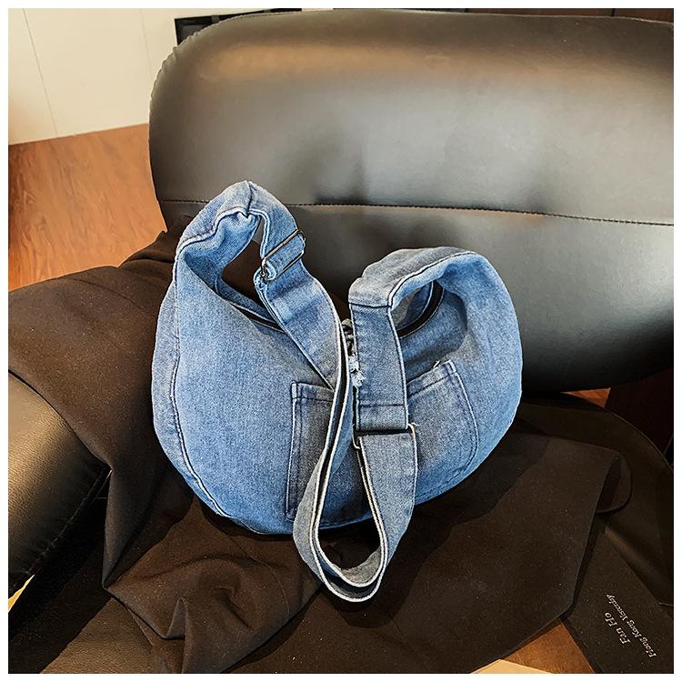 Новый джинсовый повседневный минимализм 2025 простая большая вместимость литературный ретро ленивый ветер сумка через плечо для женщин