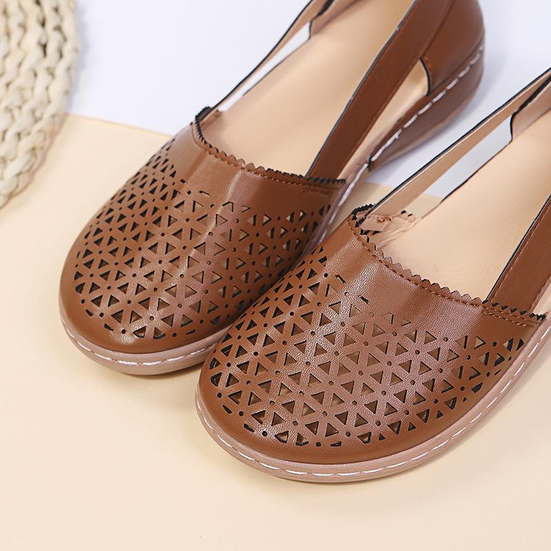 2025 летние импортные повседневные сандалии большого размера женские скошенные каблуки полые однотонные туфли сандалии на низком каблуке женские