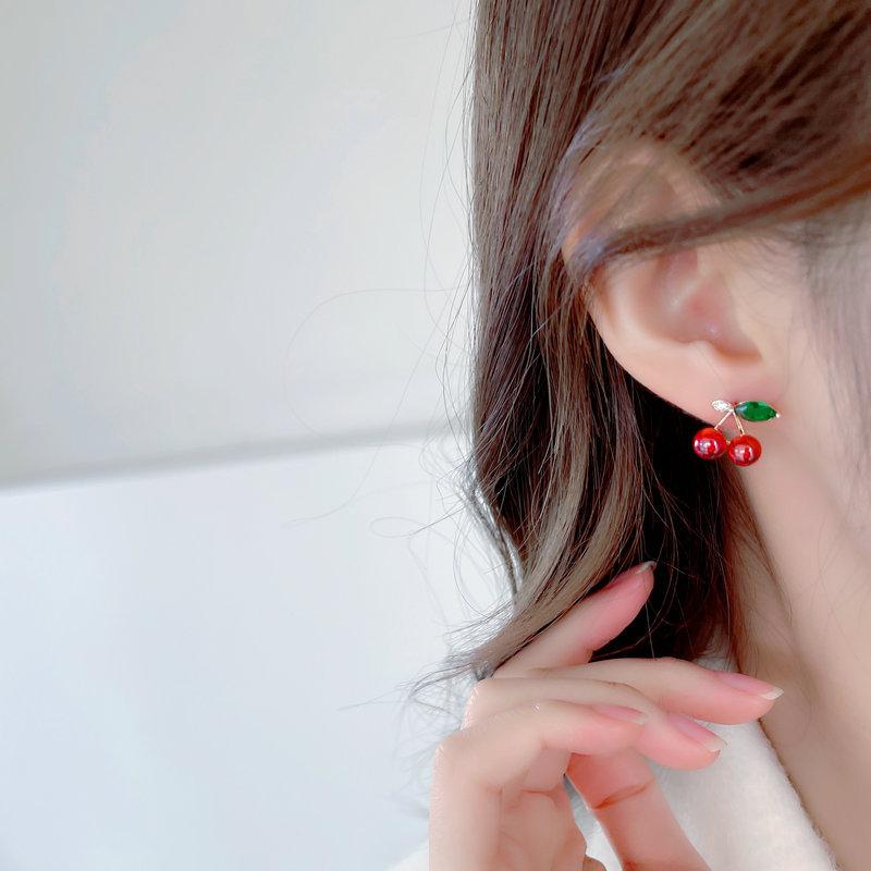 Серьги-гвоздики из серебра 925 пробы, стильные серьги-гвоздики в форме сердца девушки высшего качества, супер феи, простые и свежие, красные вишневые серьги-гвоздики