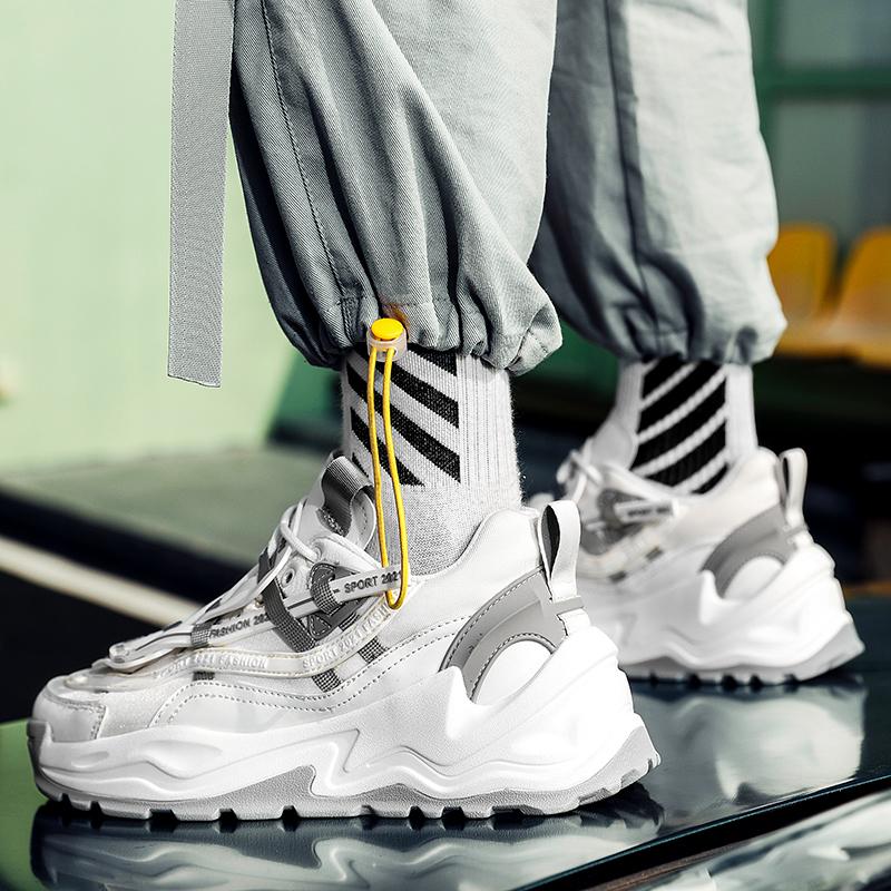 Новые толстые подошвы повышают индивидуальность модной обуви для мужчин, студентов, спортивных нескользящих кроссовок с амортизацией для подростков